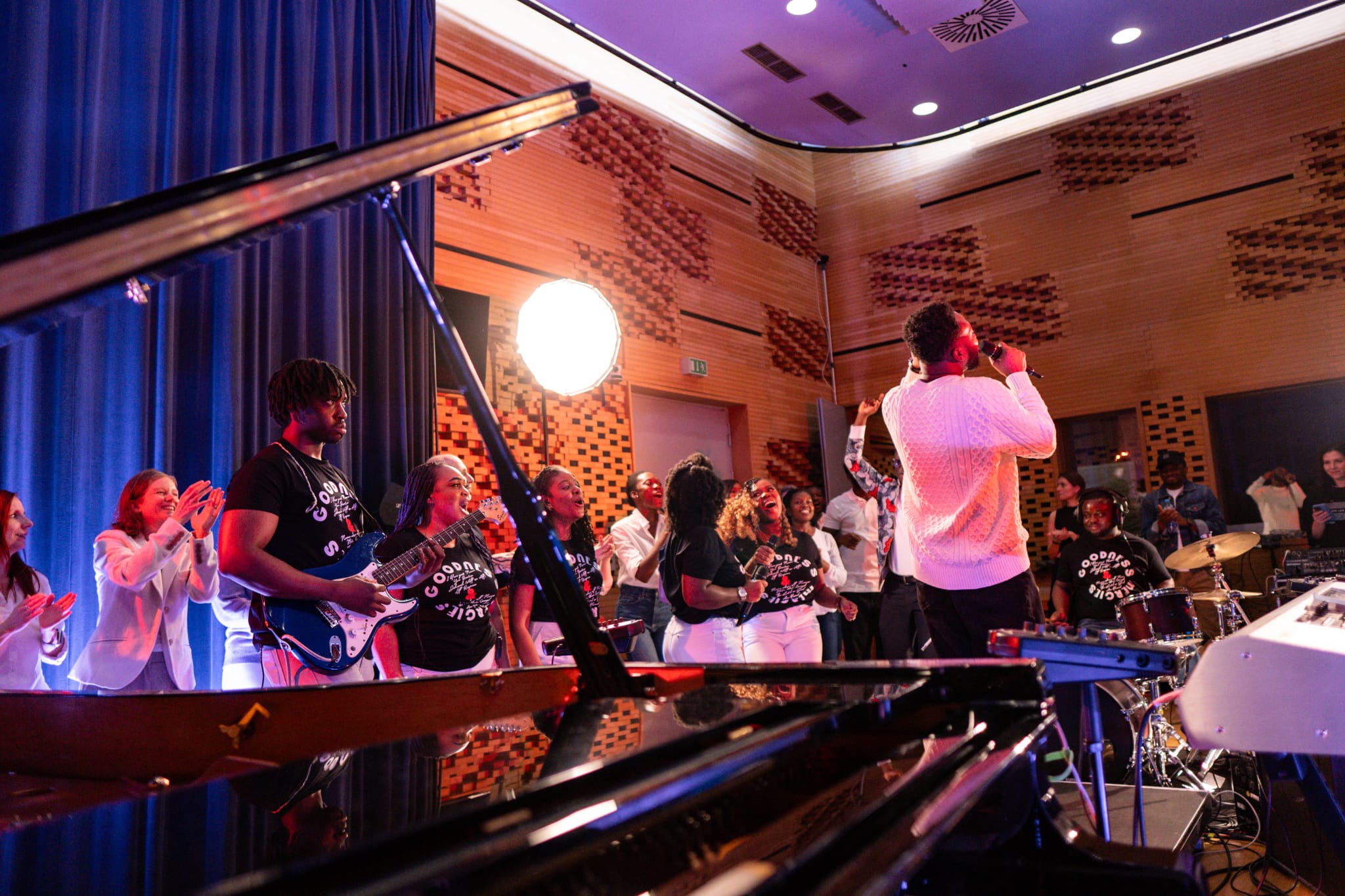 Praise and adoration encounter
